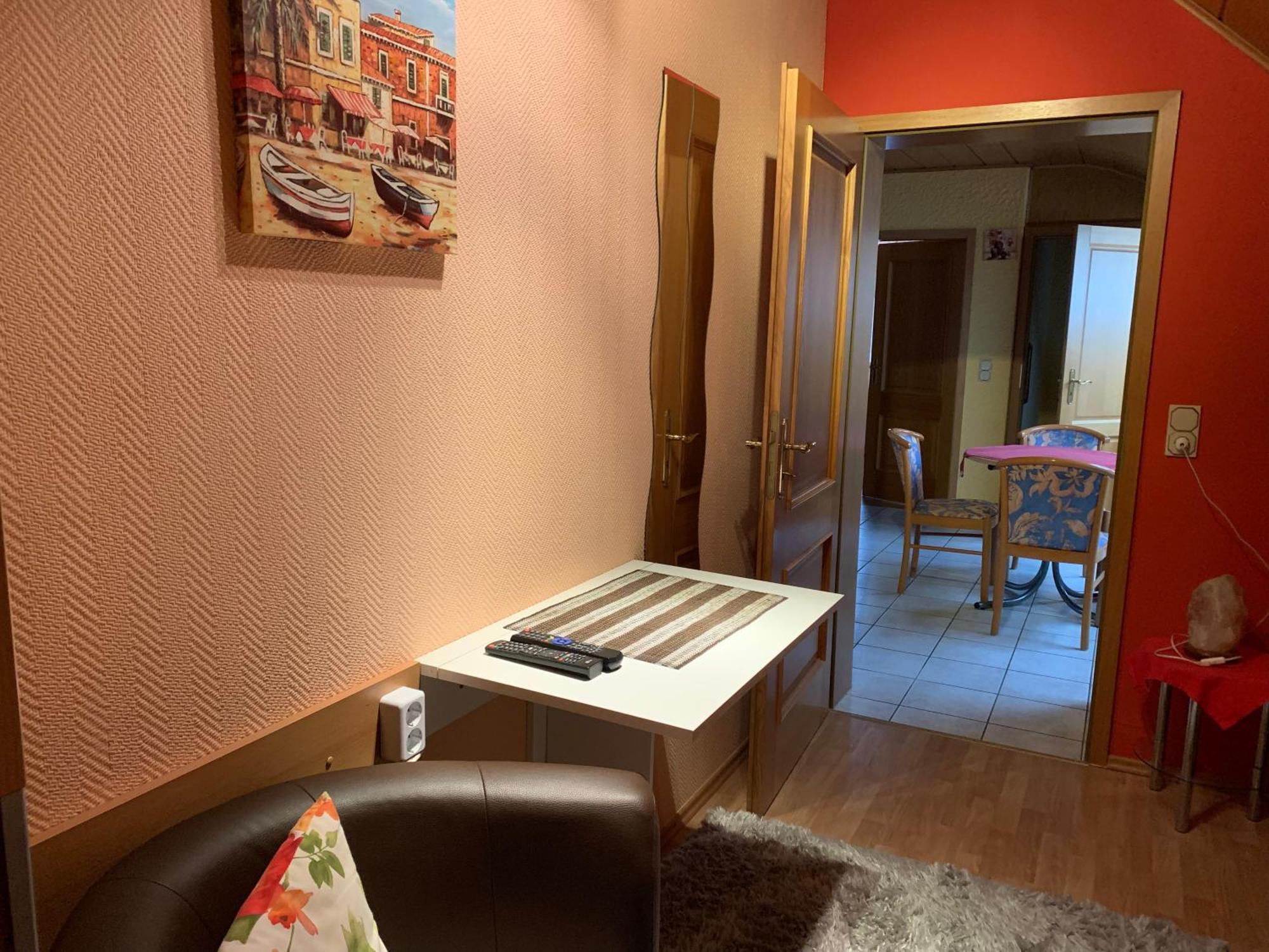 Gaestehaus Monika Hornbach Bagian luar foto