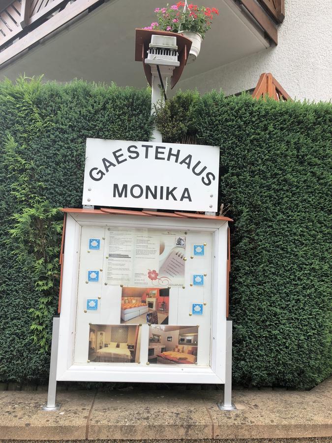 Gaestehaus Monika Hornbach Bagian luar foto