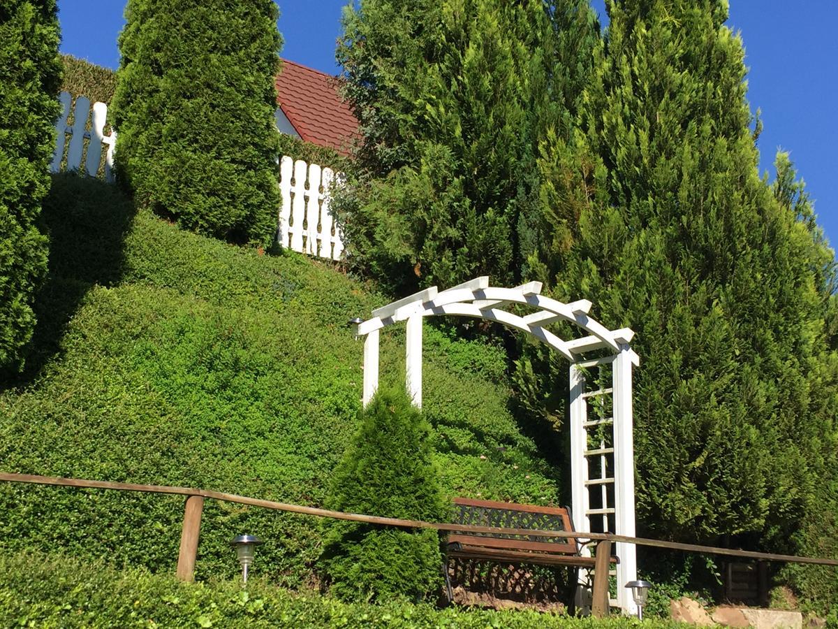 Gaestehaus Monika Hornbach Bagian luar foto
